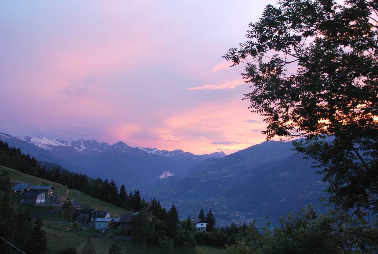 Maison Grivon Incanto E Vista Sulla Valle Villa Charvensod Eksteriør billede